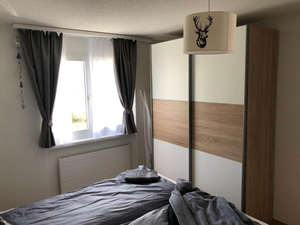 Renovated 3 Rooms Apartment In Ruschein Near Laax Exterior photo